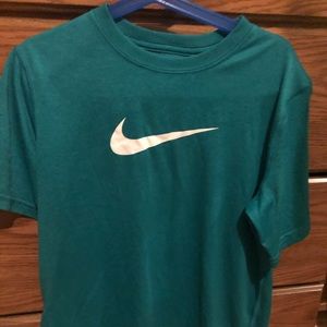 Boys Nike t shirt